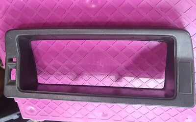 86-93 Mazda B2000 B2200 B2600i Cuadro de instrumentos Cuadro de instrumentos Borde Gris  Foto 1 de 2