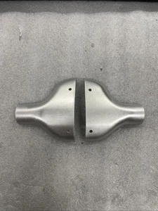 ✈️ SET OF NEW LANDING GEAR PLATE COVER, PN: SK0441218-2 LH, SK0441218-1 RH - Picture 1 of 7