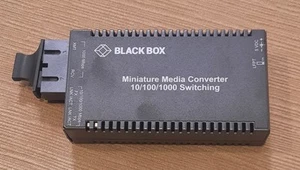 Black Box Miniature Media Converter LGC120A-R3 10/100Mbps, Pre-Owned - Picture 1 of 9