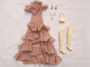 Barbie @BarbieStyle Brooklyn Doll Outfit Rose Cold Shoulder Tiered Dress Boots - Picture 1 of 7