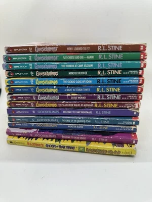 VTG Original Goosebumps Books Lot of 13 Horror Paperback R. L. Stine 1st Edition Foto 1 de 4