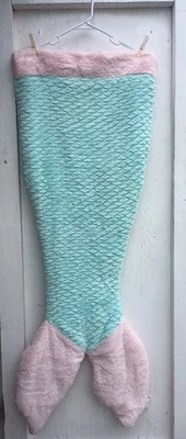 Mermaid Tail Authentic Blanket Kids Green & Pink Whimsy Throw Leisure School - Image 1 of 4
