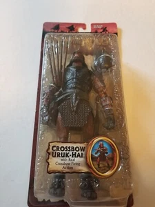 LORD OF THE RINGS TOY BIZ CROSSBOW URUK-HAI TTT RED CARD NIP - Picture 1 of 5
