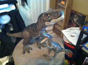 Jurassic World Tyrannosaurus T-Rex Actionfigur Spielzeug 21" & Roarivores Baryonyx - Bild 1 von 16