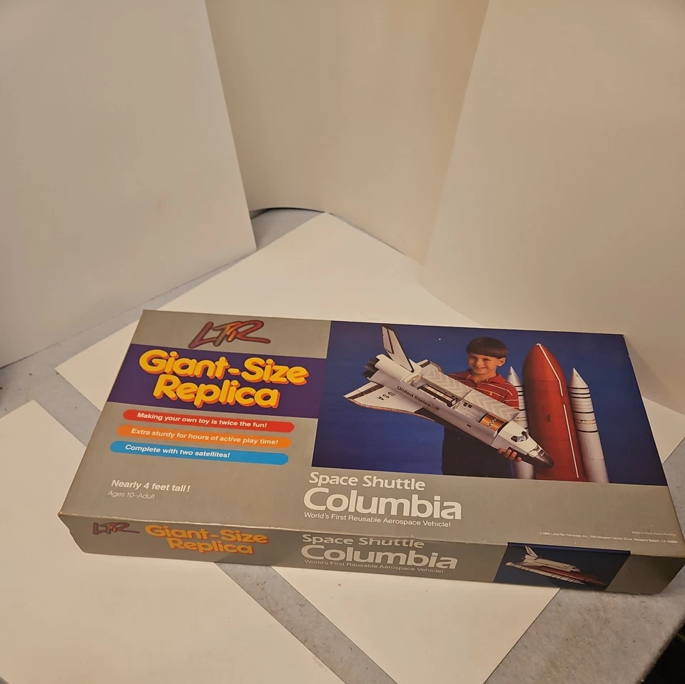 1985 Sealed NOS New LTR Giant Size Replica Space Shuttle Columbia (4 Feet Long)  - Image 1 of 4