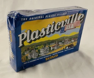 Plasticville USA HO Scale Farm Buildings with Animals Kit Bachmann 45152 New - Picture 1 of 7