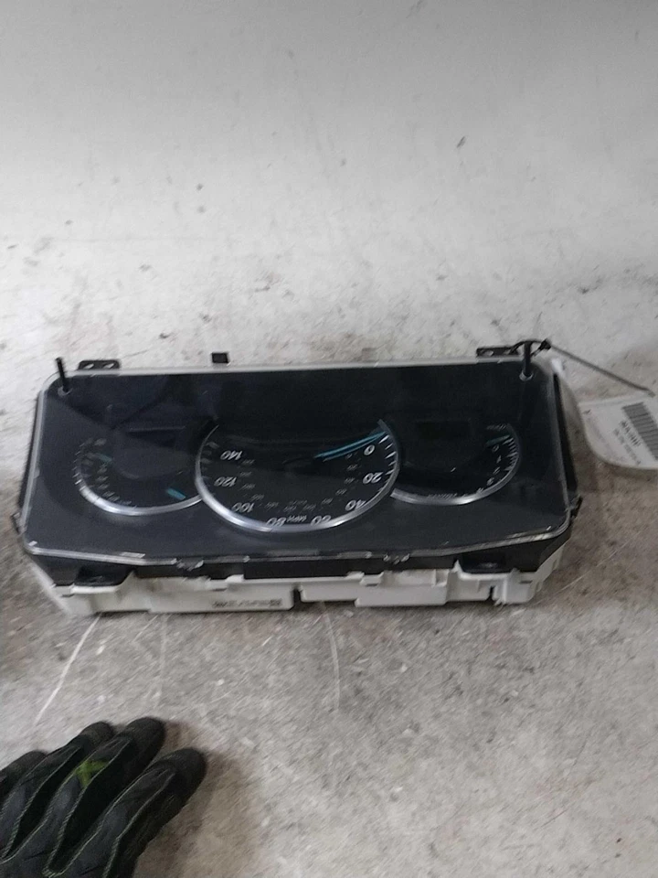 2013-2014 Toyota Camry Speedometer Gauge OEM Silver 838000X620 170K Miles - Image 1 of 3