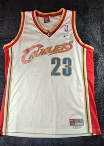 NBA Cleveland Cavaliers LeBron James #23 Nike Throwback Jersey Size Large White - Picture 1 of 8
