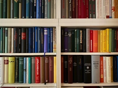 Bücher Paket | 40 Gebundene Bücher | Sammlung Deko Vintage Sachbücher & Romane - Bild 1 von 2