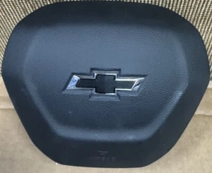 2022 - 2023 CHEVROLET BOLT EV DRIVER WHEEL AIRBAG OEM - Picture 1 of 2