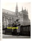 Robert Taylor Original 8X10 Photo Signs For Fan At Notre Dame Cathedral 1949