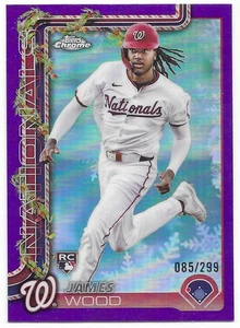 2025 Topps Holiday Chrome Purple James Wood #085/299 (HC94) Nationals RC - Bild 1 von 2