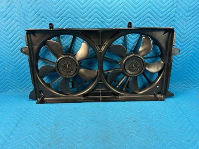 Conjunto de ventilador de refrigeración del radiador del motor GMC Sierra 1500 19 k 2014-2019 OEM Foto 1 de 4