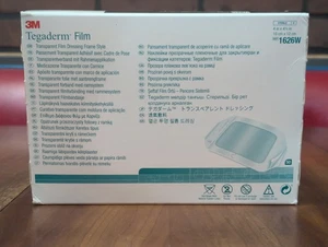 3M 1626W Tegaderm Transparent Film Dressing 4" X 4 3/4" - Box of 50 - Picture 1 of 4