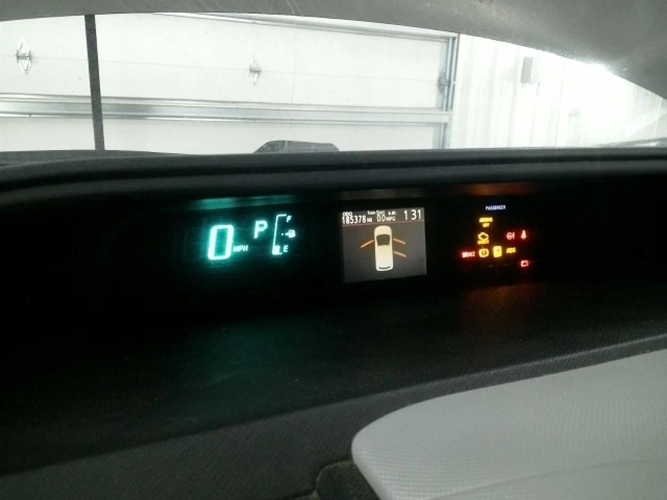 Speedometer Cluster Prius C VIN B3 7th And 8th Digit Fits 12-13 PRIUS 104855406 - Image 1 of 4