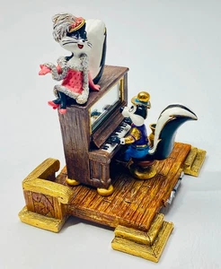 Warner Bros. Looney Tunes Pepe Le Pew Saturday Serenade 331/500 Ron Lee Signed - Picture 1 of 12