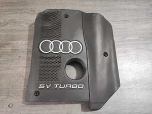 Copertura Motore Copertura Motore 5V Turbo Audi A4 B5 058103724N/S - Foto 1 di 3