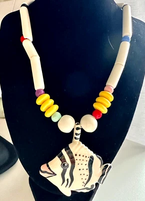 Collar Vintage Rubí Z Cerámica Cuentas Candace Loheed Peces Tropicales Pastel/Negro Foto 1 de 4