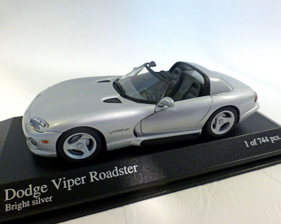 Minichamps 430 144034 Dodge Viper Cabrio 1993 Argento Edizione limitata