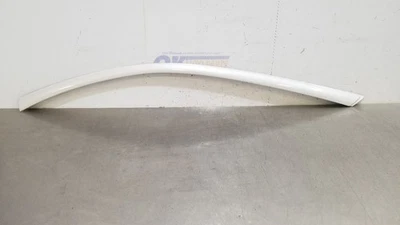 99 1999 MITSUBISHI 3000GT EXTERIOR WINDSHIELD MOULDING RIGHT PASSENGER WHITE  - Image 1 of 4