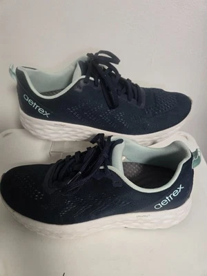 Zapatilla deportiva de malla ortopédica lavable a máquina Aetrex Danika azul marino EE. UU. 9-9,5 EUR 40 Foto 1 de 4