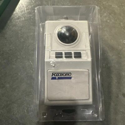New Vintage Invensys (Schneider Electric) Foxboro Trackball USB Mouse D-FXUSB - Image 1 of 2