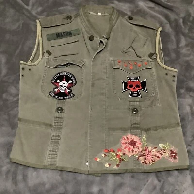 Chaleco Utilitario Verde Bordado Encaje Floral Parches Talla 7 S/M Foto 1 de 4