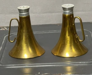 Vintage Messing Megaphon mit Glaseinsatz Salz & Pfefferstreuer Set - Bild 1 von 6