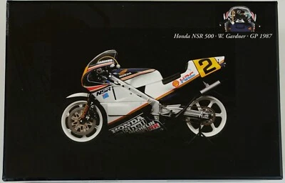 Minichamps 1/12 Honda NSR 500 Team Rothmans Honda-HRC - Wayne Gardner - 1987 GP - Image 1 of 4