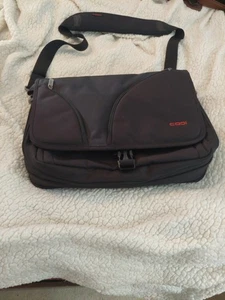 Computer Laptop Shoulder Bag Large Codi Lots Of Storage And Zippered 16x13x4" - Picture 1 of 6