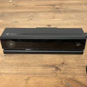 Microsoft Xbox One Kinect Camera Motion Sensor Bar Model 1520 - OEM Tested Works - Picture 1 of 3