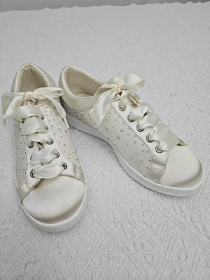 Jewel Badgley Mischka кристалл украшенный атлас свадебные кроссовки Sz7 стиль: Marla - Изображение 1 из 4