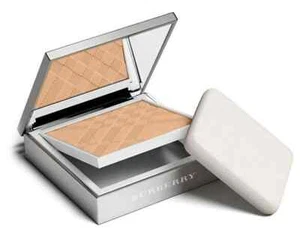 Base BURBERRY -RIGHT GLOW COMPACT Blanco Impecable-Translucencia No. 12 y 10 - Imagen 1 de 1