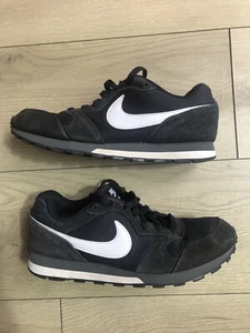 Nike MD Runner 2 Trainer Black Mesh Suede Uk 7 - Picture 1 of 11
