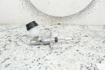 Yamaha Wolverine X2 R-Spec 2022 cilindro maestro de freno hidráulico 2PG-2583T-00-00 Foto 1 de 4