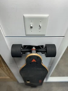 V2 Electric Skateboard Custom Wall Mount Works W/ Meepo Boards 90mm Wheels - Picture 1 of 7