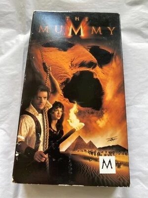 VHS The mummy 1999 universal starring Brendan Fraser - Image 1 of 4