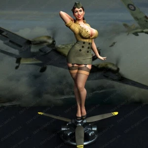 Statuina pinup bambina 1/24 in resina modello nsfw non verniciata non montata - Foto 1 di 1