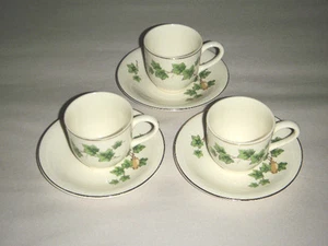 VINTAGE PADEN CITY POTTERY GREEN IVY 6 PIECE SET CUPS & SAUCERS GOLD TRIM 3 OZ - Picture 1 of 7