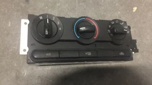 07-10 FORD EDGE A/C HEATER TEMPERATURE CLIMATE CONTROL 8T43-19980-AB - Picture 1 of 1