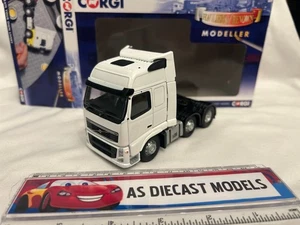 (CT) Corgi Modern Truck CC14000 Volvo FH Plain White Tractor Unit 1/50 - Picture 1 of 5