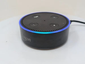 Amazon Echo Dot 2nd Generation Smart Speaker - Black (RS03QR) w/OEM Power Cord - Picture 1 of 8