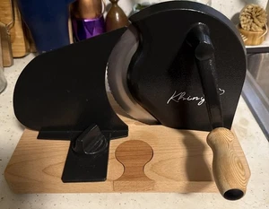 Manual Bread Slicer For Homemade Bread Adjustable Blade Hand Crank - Picture 1 of 3