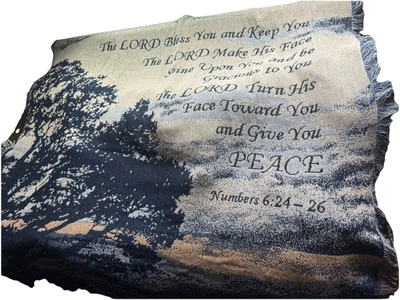 Cobertor de tapeçaria franja versículo bíblico The Lord Bless & Keep You algodão 54x60” - Imagem 1 de 4