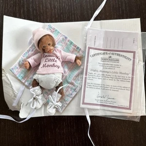 Muñeca rara Ashton Drake Monkey "Jingles, Mommy's Little Monkey" puñados celestiales - Imagen 1 de 13