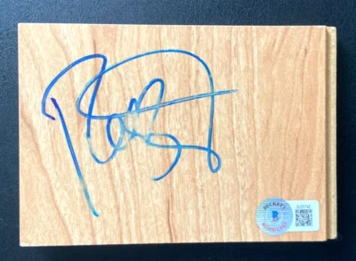 TABLERO DE PISO FIRMADO POR REGGIE MILLER INDIANA PACERS UCLA BRUINS NBA BALONCESTO BAJO Foto 1 de 4