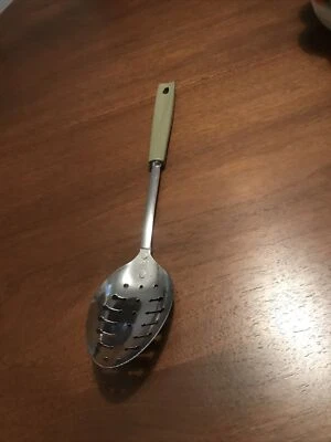 VINTAGE EKCO 12" CHROME CHROMIUM SLOTTED SPOON AVOCADO CORN COB HANDLE USA - Image 1 of 4