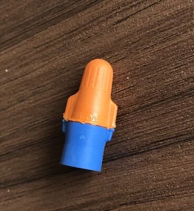 300pc/bag 3M 054007-43152 TWIST-ON WIRE CONNECTOR O/B+, 2-#22~3-#12 AWG - Picture 1 of 3