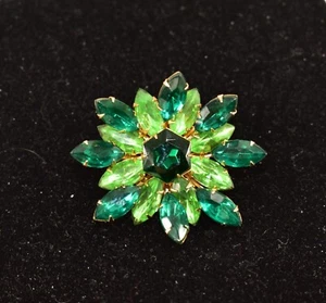 LARGE STUNNING EMERALD & LIME GREEN RHINESTONE FLOWER -BURST DESIGN BROOCH - Picture 1 of 4