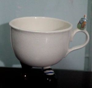 Hard to Find 1974 England Lustre Rising Hawk Ceramic Cup - Picture 1 of 17